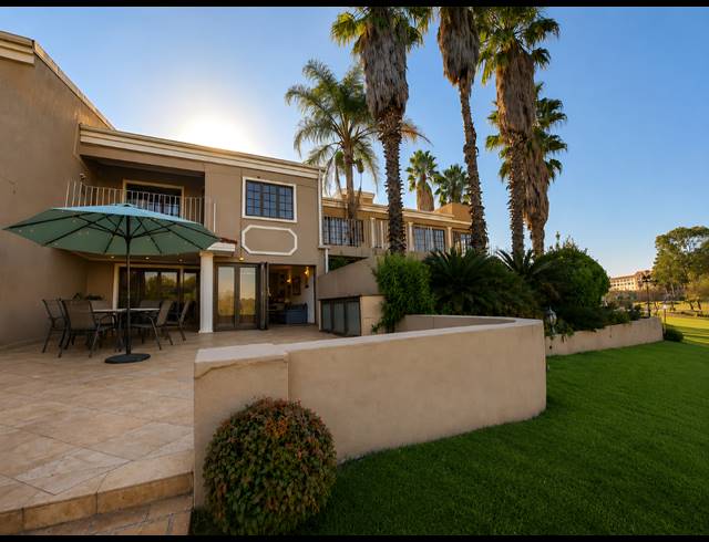 2 BEDROOM TOWNHOUSE FOR SALE IN THREE RIVERS PROPER